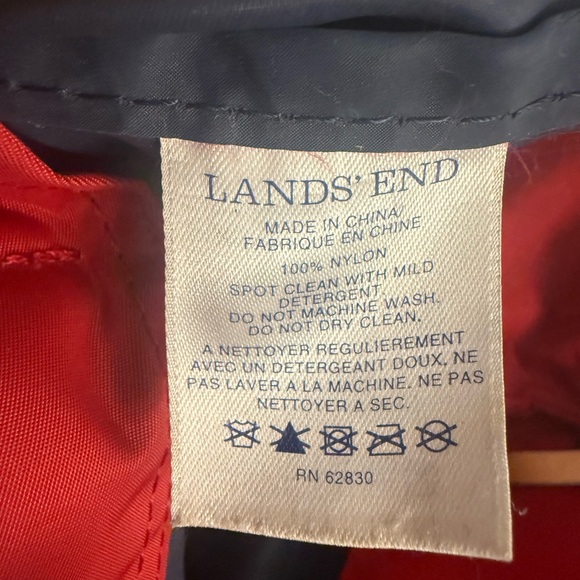 Lands’ End Red Nylon Tote Bag w/ Leather Handles – Classic Large Zip Tote - Picture 8 of 8